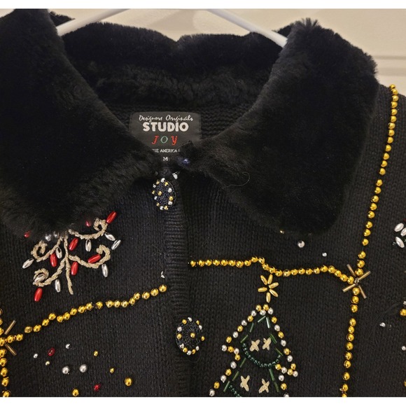 Studio Joy Sweater Cardigan Women M Black Beaded Christmas Trees Faux Fur Collar - Picture 9 of 11